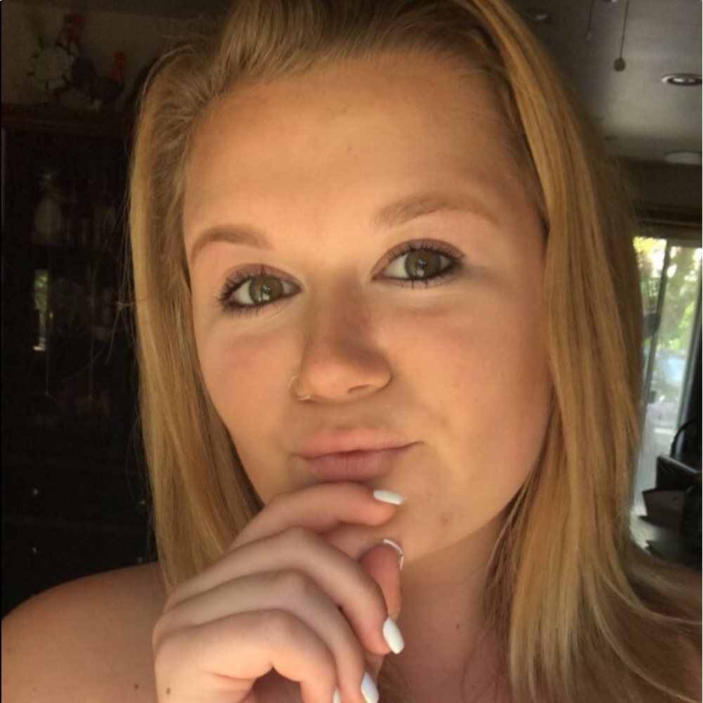 Meet your Posher, Sarah